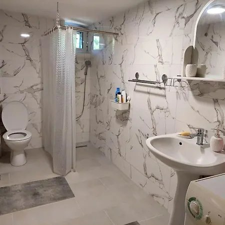 アパート Boljevic ポドゴリツァ